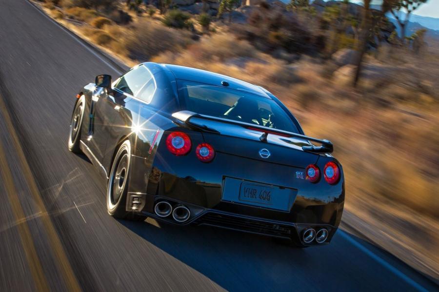  Nissan GT-R Track Edition 2014 года  (US) (фото 15 из 54)